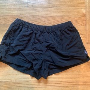 Patagonia Barely Baggies™ Shorts 2 1/2” size M